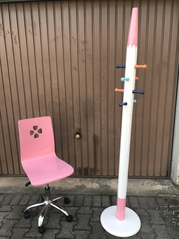 OKAZJA!!! Sprzedam meble biurko, regał, fotel, wieszak 499zł