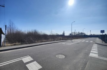 Atrakcyjny teren inwestycyjny w kompleksie zabudowy komercyj ...