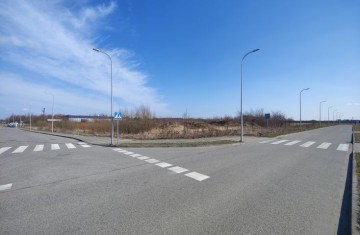 Atrakcyjny teren inwestycyjny w kompleksie zabudowy komercyj ...