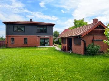 Energooszczędna willa, gruntowa pompa ciepła, fotowoltaika