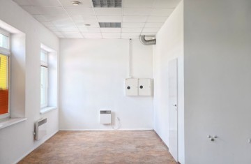 Do wynajęcia lokal biurowo-usługowy - Konin ul. Chopina