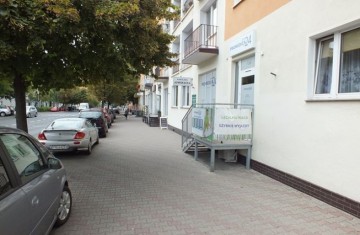 Lokal użytkowy na wynajem - parter, centrum Konina
