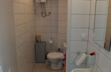 Lokal użytkowy na wynajem - parter, centrum Konina