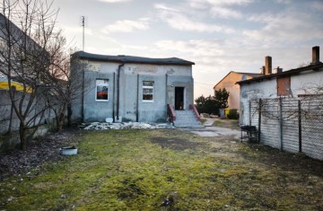 Sprzedam budynek usługowo-mieszkalny, działka 632 m2