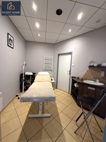 Wynajmę lokal usługowo-biurowy - 90m2 - Ślesin