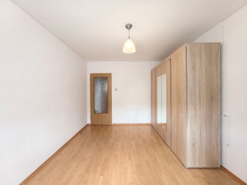 Rozkładowe, 2 pok. mieszkanie, duży balkon-os. Chorzeń