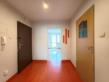 Rozkładowe, 2 pok. mieszkanie, duży balkon-os. Chorzeń