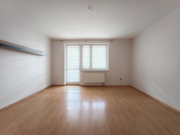 Rozkładowe, 2 pok. mieszkanie, duży balkon-os. Chorzeń