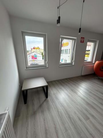 Nowoczesny lokal do wynajęcia w centrum Słupcy