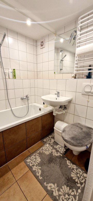 Dom Licheń Stary, styl skandynawski,60m, działka 5ar