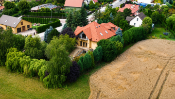 Willa z potencjałem | 211 m&sup2; | Działka 1 730 m&sup2; | Garaż