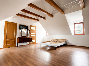 Willa z potencjałem | 211 m&sup2; | Działka 1 730 m&sup2; | Garaż