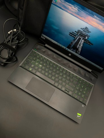 Laptop HP Pavilion Gaming 15-ec00045nw 16/512GB Stan: sprawn