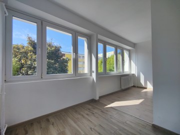 Ul. 11 Listopada I 2 pokoje I 2 piętro I po remoncie