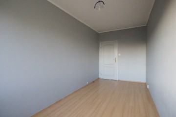 Do wynajęcia 2 pokoje z balkonem, 2 piętro -ul. Świętojańska