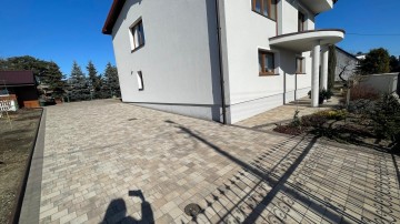 Sprzedam dom piętrowy po generalnym remoncie -Krzymów
