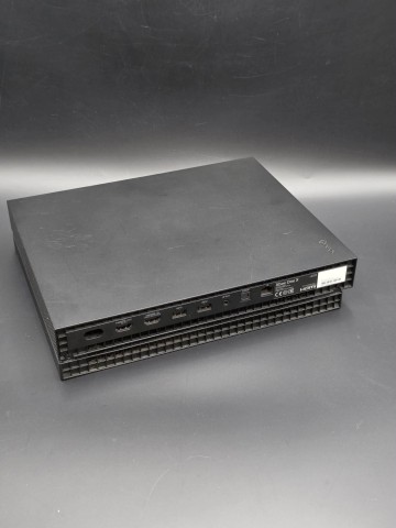 Konsola Xbox One X 1 TB Model konsoli 1787 Stan: dobry, spr