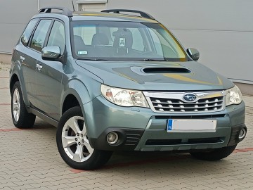 Ładne Subaru Forester 2,0D Boxer/4x4/Kamera/Panorama/Keyless