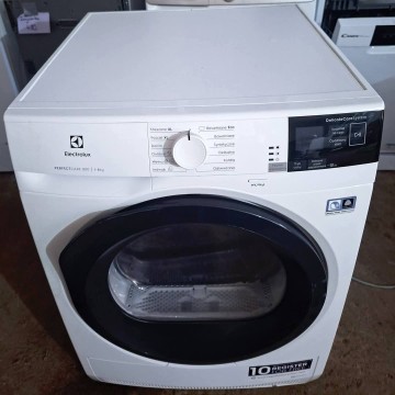 Sprzedam suszarkę firmy Electrolux