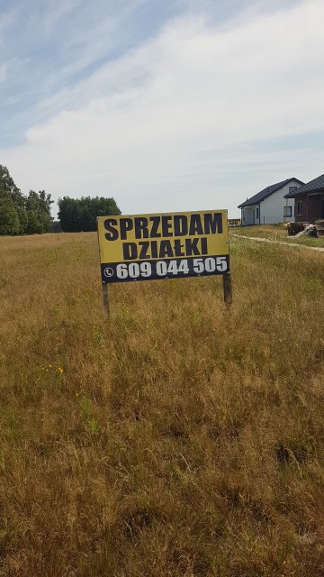 sprzedam działki budowlane