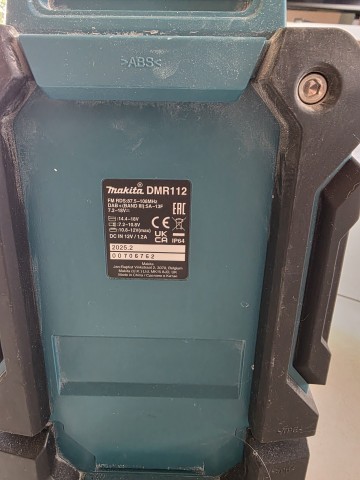 Radio Makita DMR112