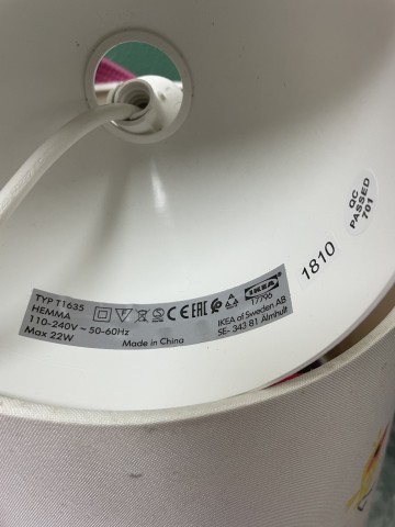 Sprzedam lampę sufitową IKEA do pokoju dziecięcego