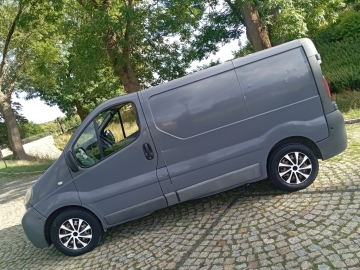 SPRAWNY/BUS/OPEL/VIVARO/1.9/CDTI/HAK/ZAREJESTR/