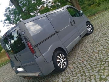 SPRAWNY/BUS/OPEL/VIVARO/1.9/CDTI/HAK/ZAREJESTR/