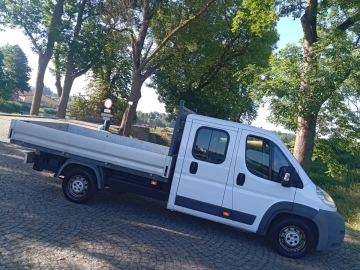 ŁADNY/JUMPER/2.2/DIESEL/7-OSÓB+PAKA/KLIMA/STAN-B DB/ZAREJ