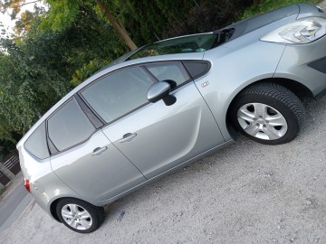 opel meriva 1 4 super stan książka serwisowa