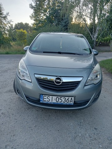 opel meriva 1 4 super stan książka serwisowa