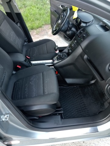 opel meriva 1 4 super stan książka serwisowa