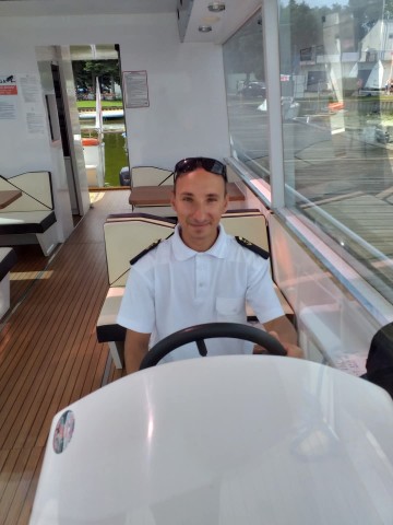 SINGIEL POZNA SINGIELKE DO STAŁEGO ZWIĄZKU