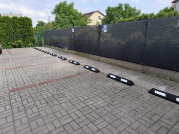 Lokale 35m2 i 25m2 centrum Chorznia