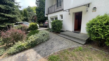Dom w Ż&oacute;łwieńcu z dodatkową dz. budowlaną, 350 m od jeziora