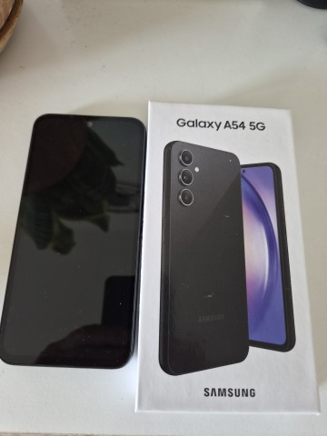 Sprzedam smartfon a54 5G