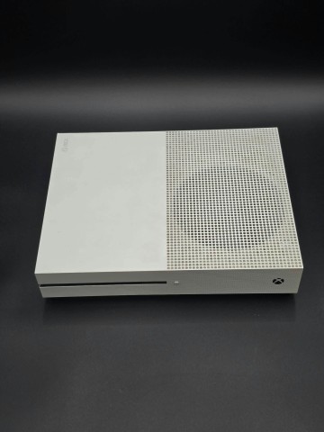 Konsola Xbox One S Stan: bardzo dobry, sprawny. W kompleci