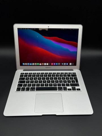 MacBook Air A1466 4/128 GB