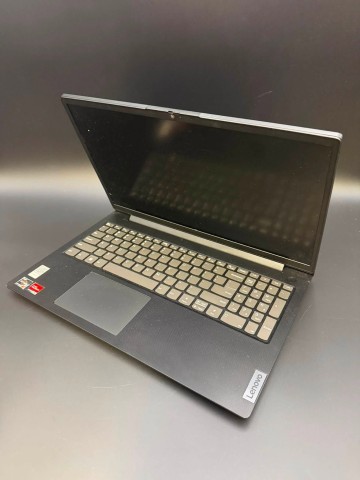 Laptop Lenovo V15 G2 ALC Stan: dobry, używany, sprawny. W k