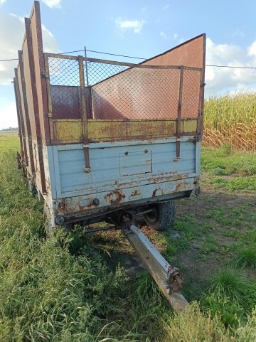 Sprzedam maszyny rolnicze, Rozrzutnik Jednorzędówka PZ inne