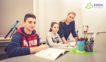 Egzamin &oacute;smoklasisty.