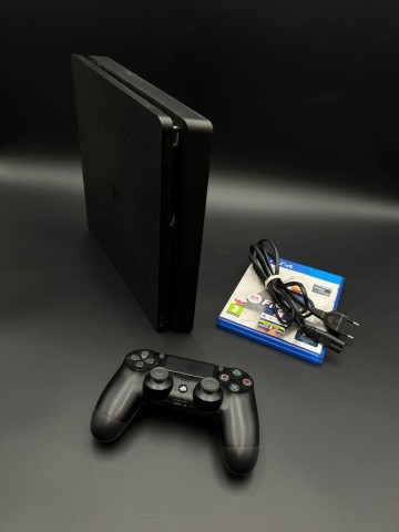 Konsola PS4 Slim 1TB zestaw Model: CUH-2216B