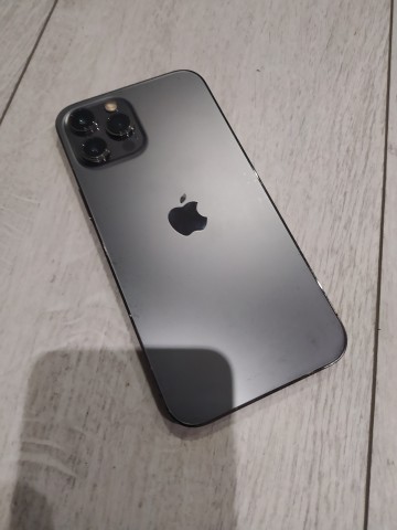 iPhone 13 pro max blokada icluad
