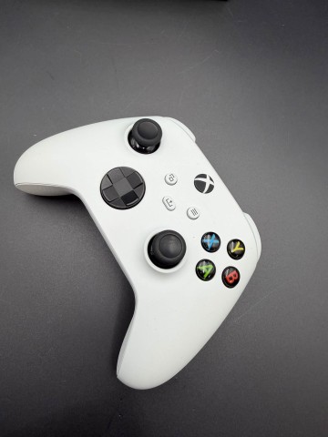 Kontroler Xbox one Model 1914 Stan; bardzo dobry, sprawny W