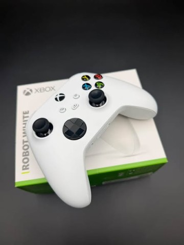 Kontroler Xbox one Model 1914 Stan; bardzo dobry, sprawny W
