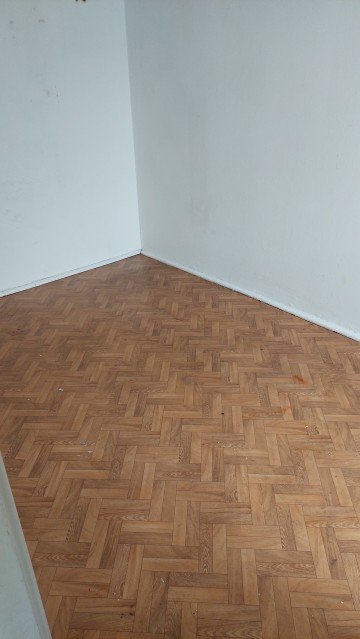 PRZETARG 35,30 M2 &ndash; KWOTA WYWOŁANIA 143.600 ZŁ (4 068 ZŁ/M2)