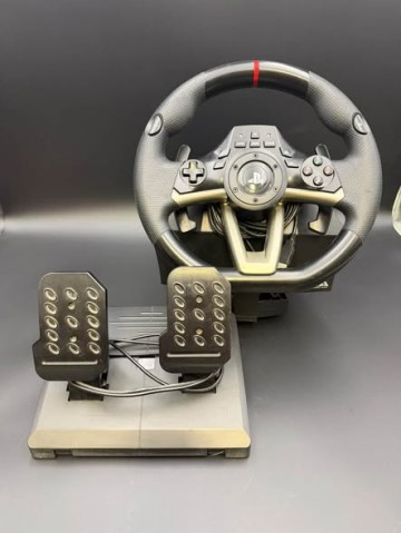 Kierownica do PS4 Hori  PS4 052  Stan: dobry, sprawny.  Spec