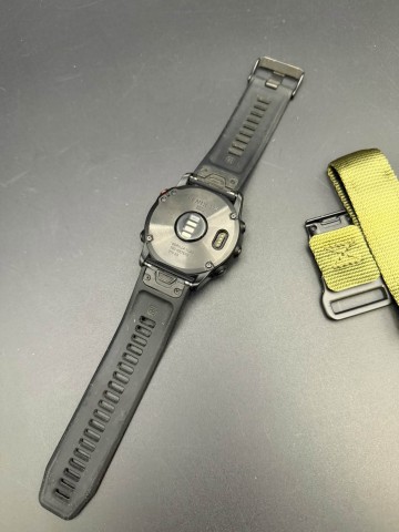 Smartwatch Fenix 6x Pro Stan: dobry, sprawny. W komplecie