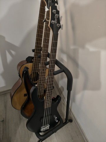 Gitara basowa Cort Action Jr