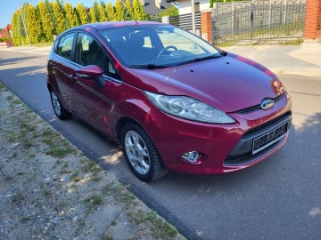 Sprzedam, Ford Fiesta MK7 1.4 TDCI 70KM TITANIUM